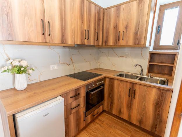 Roel Apartments Saranda Zewnętrze zdjęcie
