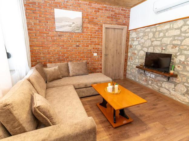 Roel Apartments Saranda Zewnętrze zdjęcie