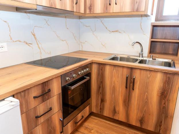 Roel Apartments Saranda Zewnętrze zdjęcie