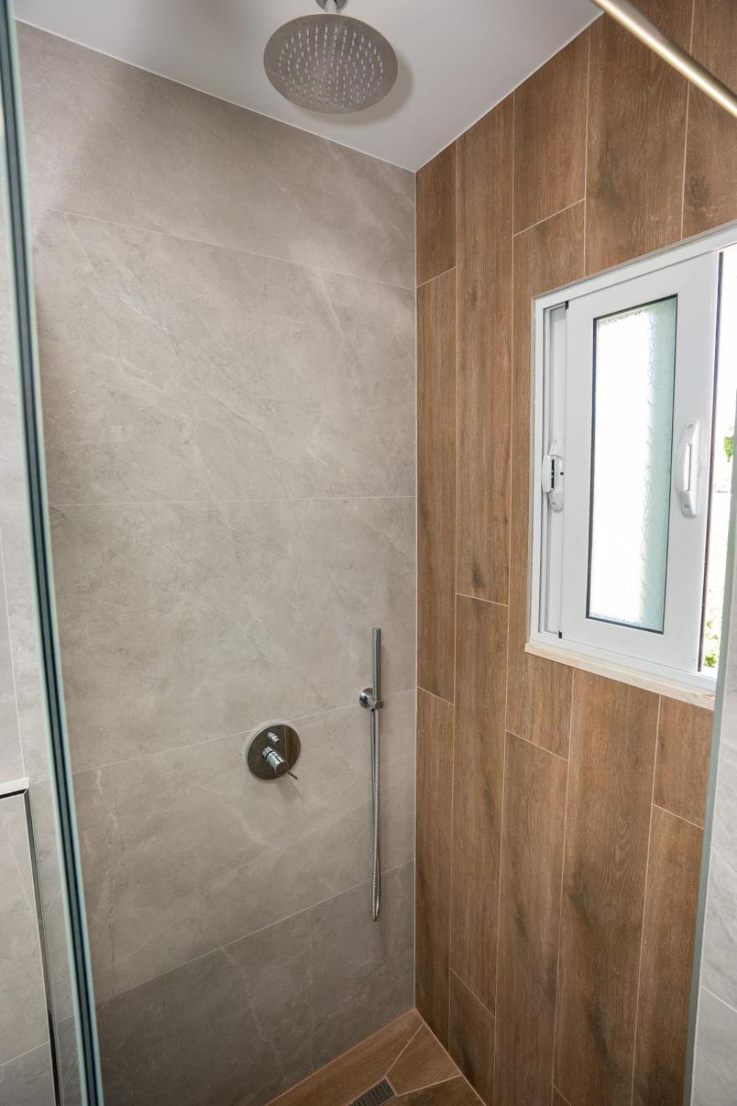 Roel Apartments Saranda Zewnętrze zdjęcie